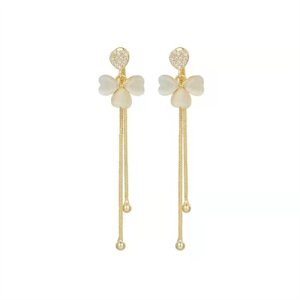 Korean version of fashion petal, streaming earrings, new niche, a two -wearing cat -eye stone light luxury advanced sensor ear decoration