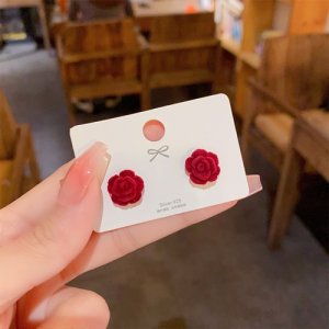 Wine red implytic rose niche design sweet cool wind autumn and winter mini -fresh net red earrings feminine earrings