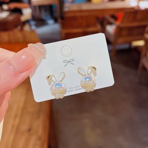 925 Silver Needle Pearl Rabbit Earrings Fashion Cute Design Net Red Jewelry Earrings Earrier Temperature Sweet Earrings