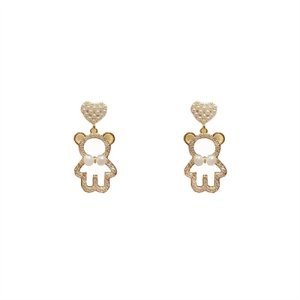 Korean version of Dongdamen temperament, love -hearted bear earrings S925 silver needle sweet small fresh kawaii pearl ear ring female