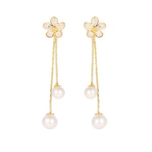 925 silver needle earrings Women's temperament long Korean high -end net red vermiculite petal sotescene new tide ear decoration