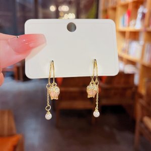 2025 new tide tulip earrings 925 silver needle temperament light luxury earrings flowers pearl ears