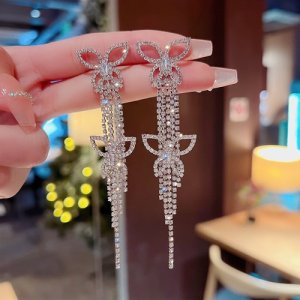 2025 New Banquet Super Fairy Butterfly Liu Su Ear Lewlo Temperature Bride Earrier Earrings High -quality